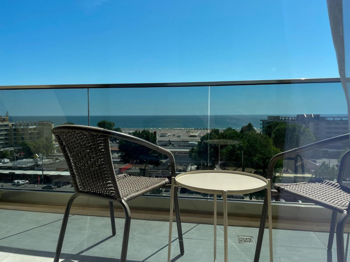 Azure Sea Apartments - Bychoice مامايا المظهر الخارجي الصورة