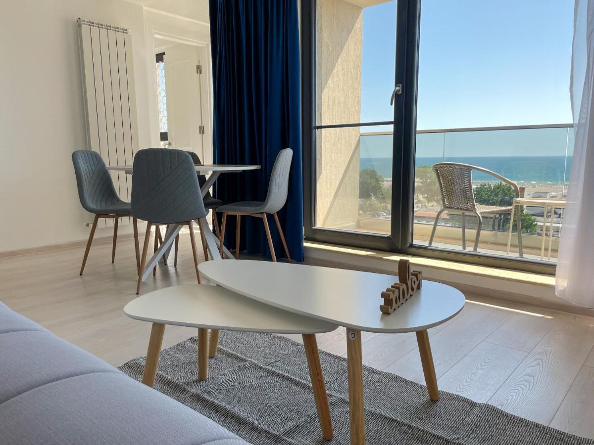 Azure Sea Apartments - Bychoice مامايا المظهر الخارجي الصورة