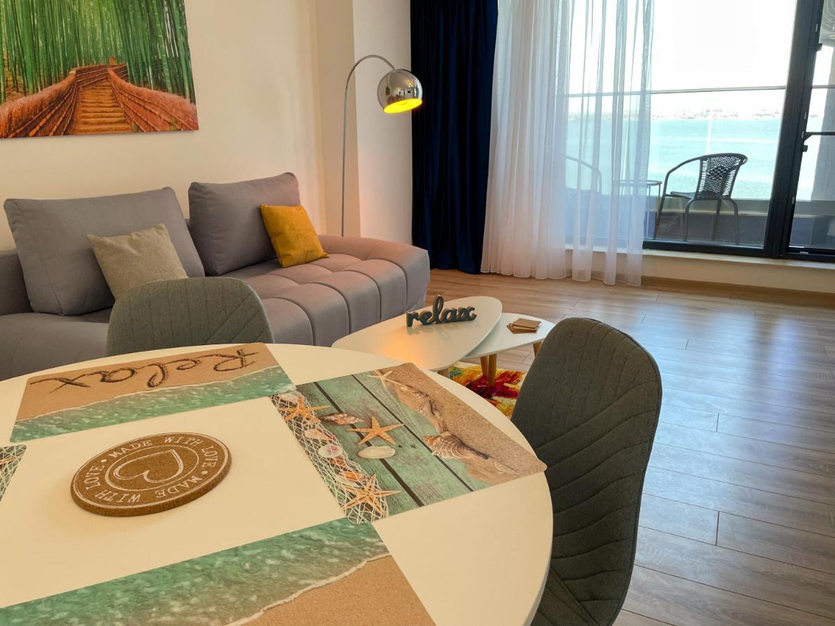 Azure Sea Apartments - Bychoice مامايا المظهر الخارجي الصورة