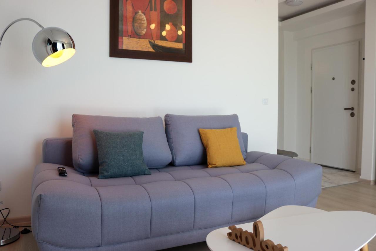 Azure Sea Apartments - Bychoice مامايا المظهر الخارجي الصورة