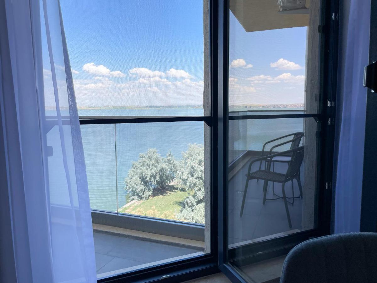 Azure Sea Apartments - Bychoice مامايا المظهر الخارجي الصورة