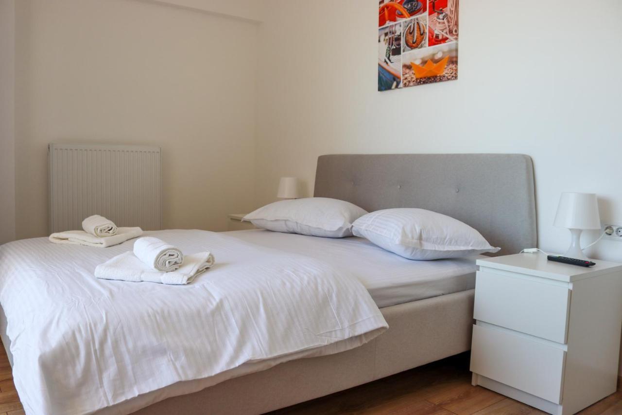 Azure Sea Apartments مامايا المظهر الخارجي الصورة