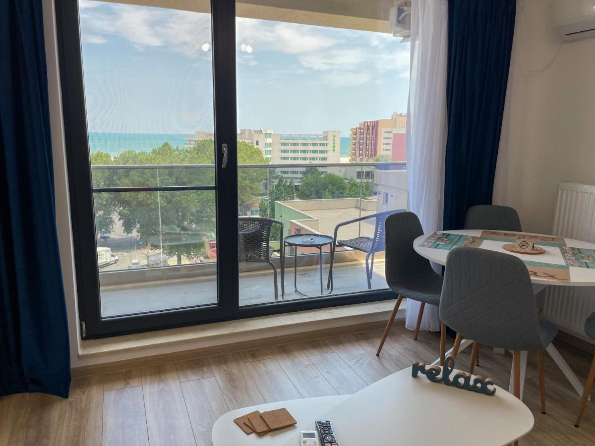 Azure Sea Apartments - Bychoice مامايا المظهر الخارجي الصورة