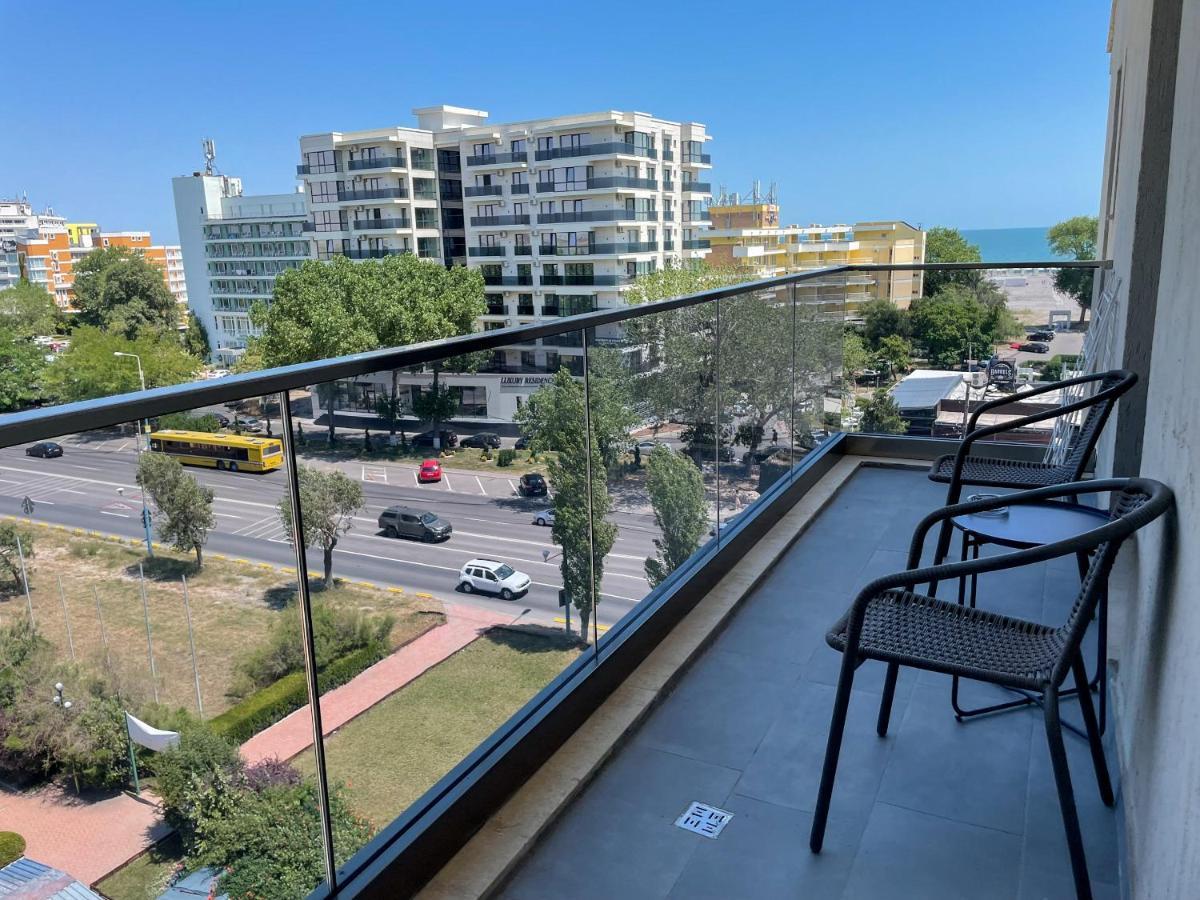 Azure Sea Apartments - Bychoice مامايا المظهر الخارجي الصورة