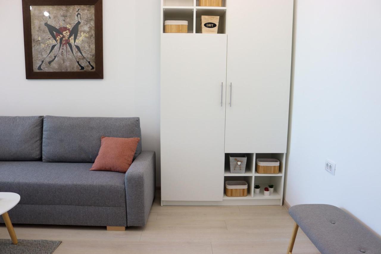 Azure Sea Apartments - Bychoice مامايا المظهر الخارجي الصورة