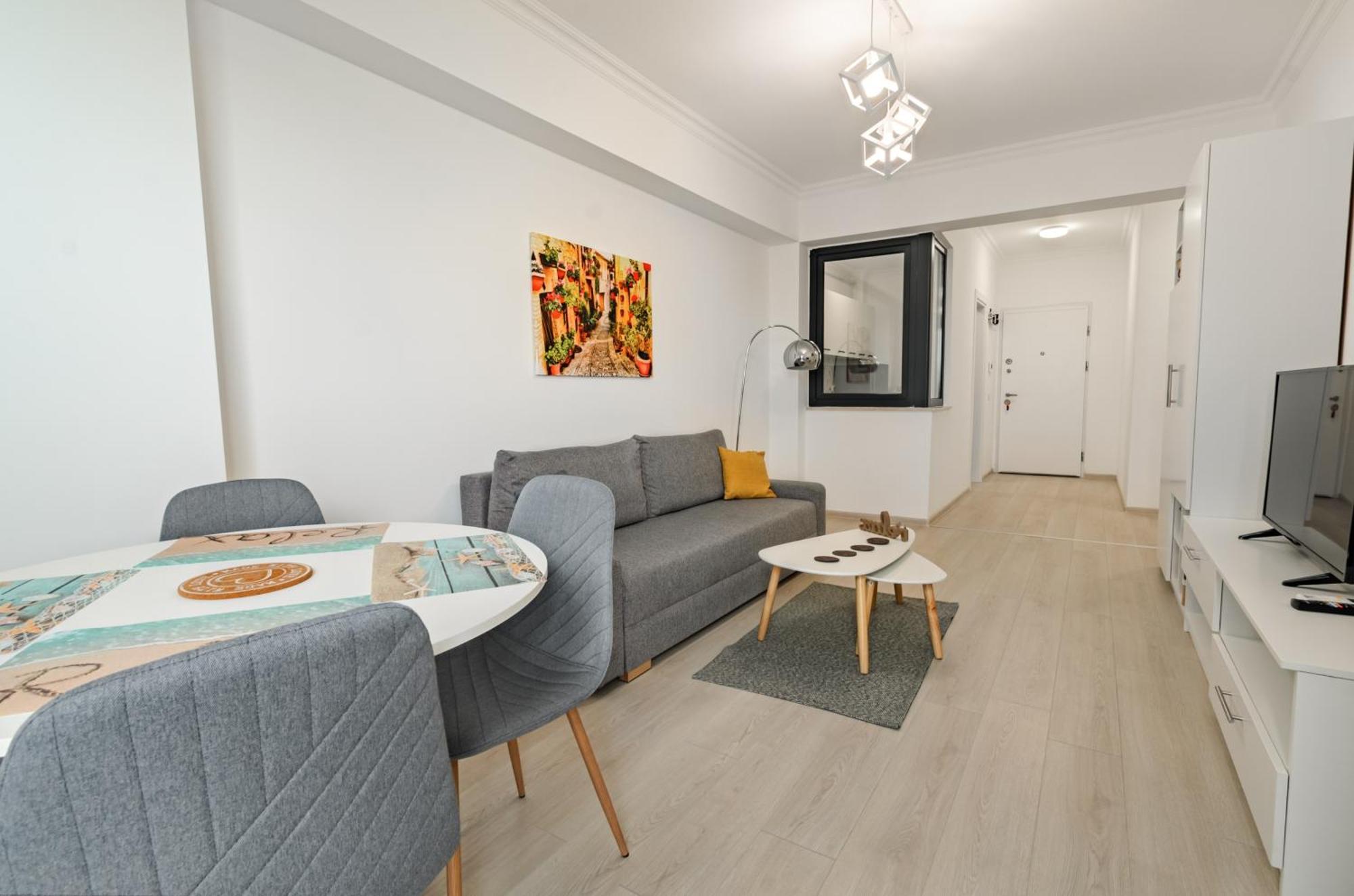 Azure Sea Apartments - Bychoice مامايا المظهر الخارجي الصورة