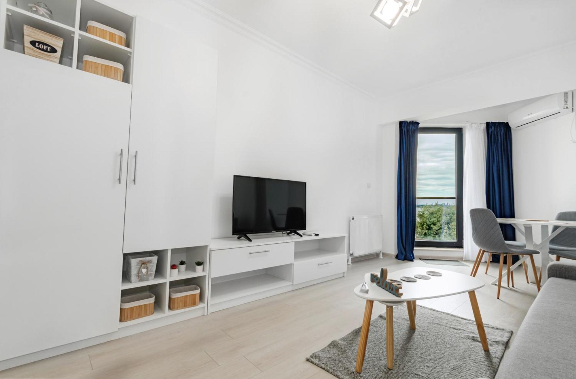 Azure Sea Apartments - Bychoice مامايا المظهر الخارجي الصورة