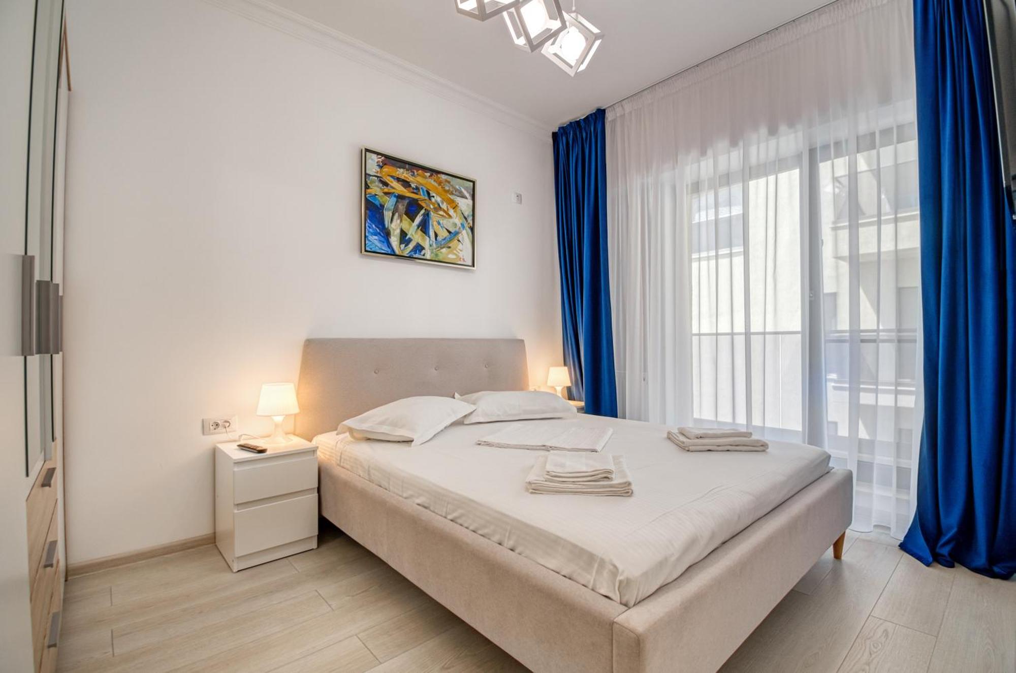 Azure Sea Apartments - Bychoice مامايا المظهر الخارجي الصورة