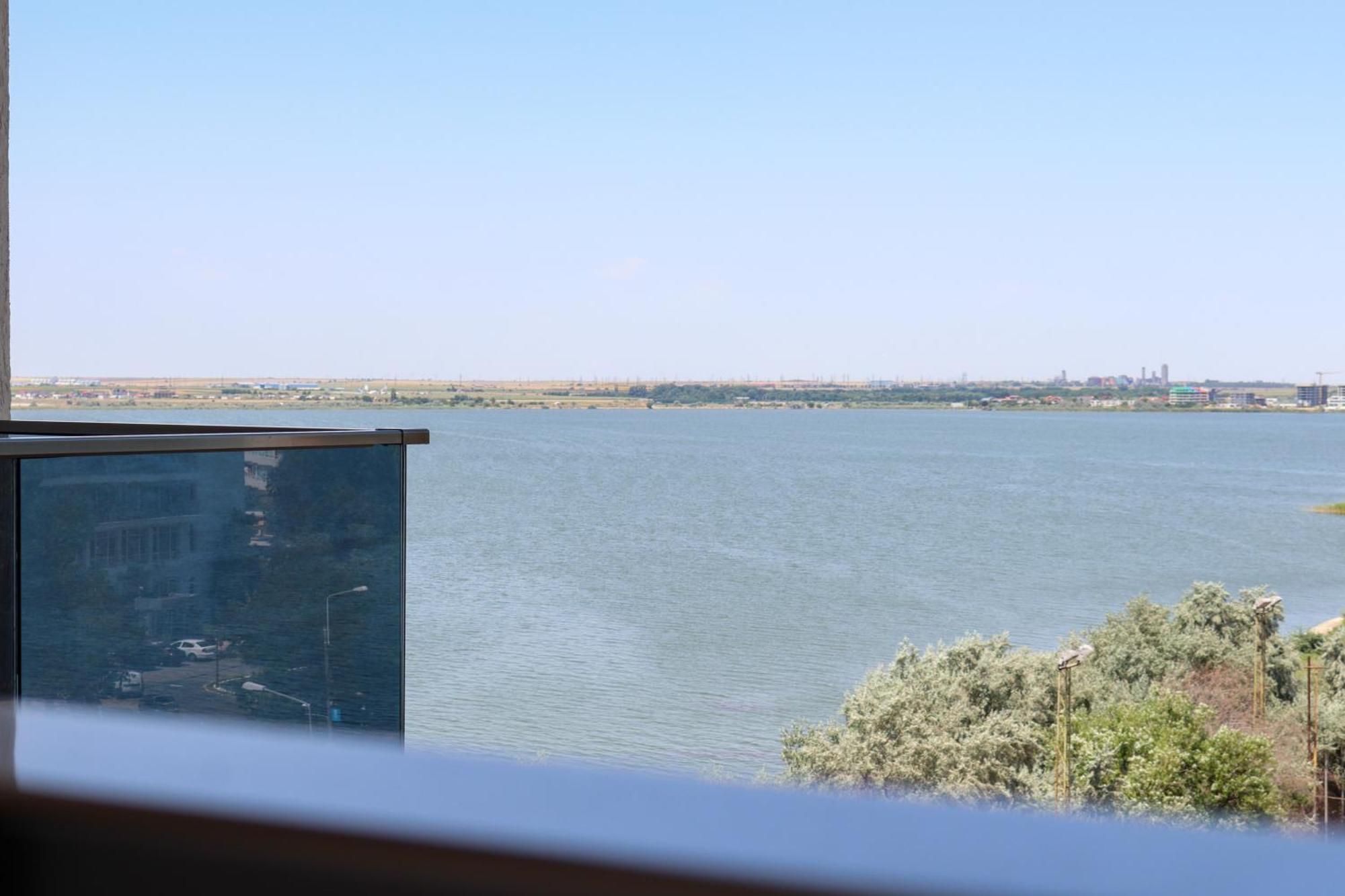 Azure Sea Apartments - Bychoice مامايا المظهر الخارجي الصورة