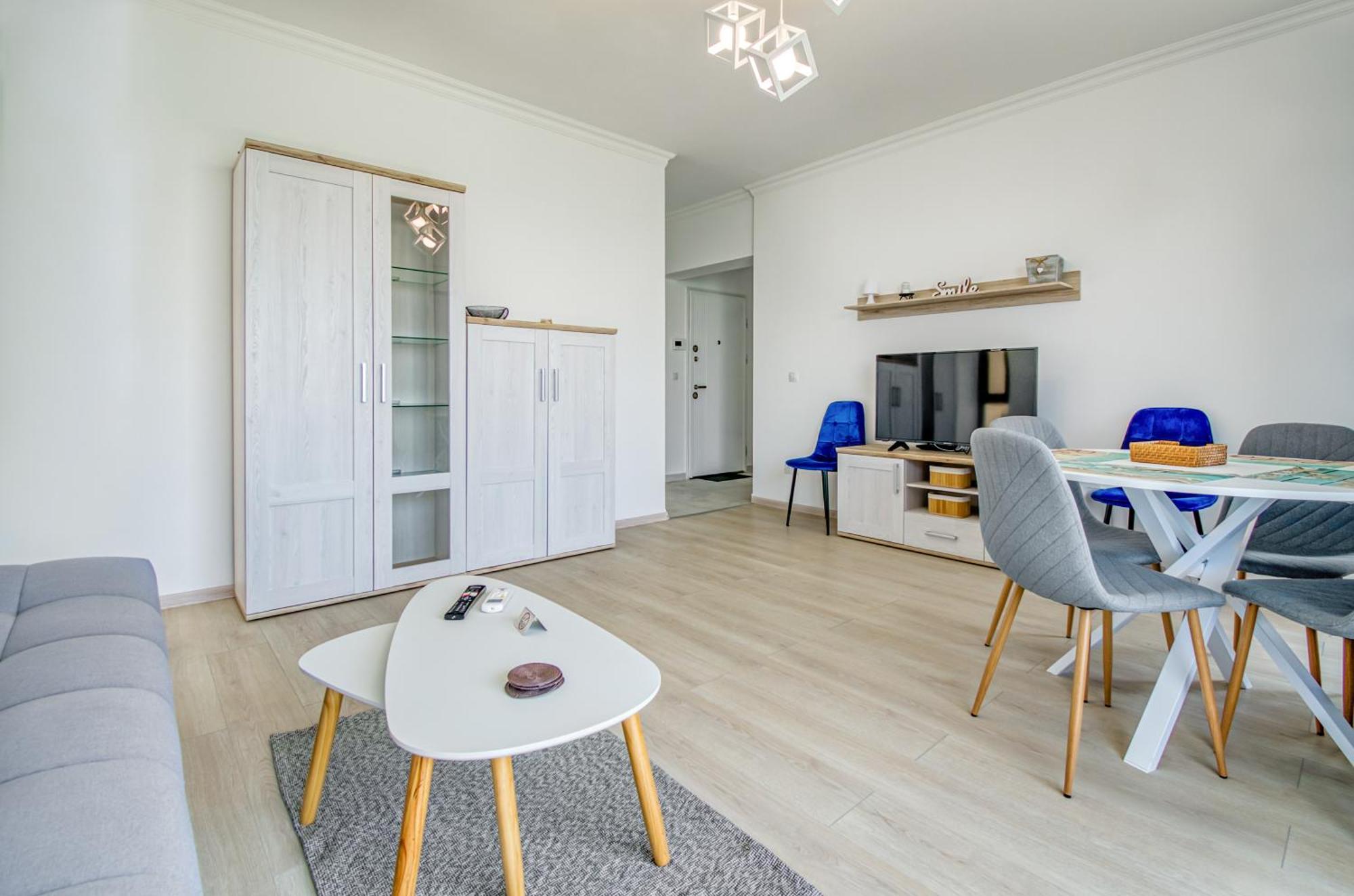 Azure Sea Apartments - Bychoice مامايا المظهر الخارجي الصورة