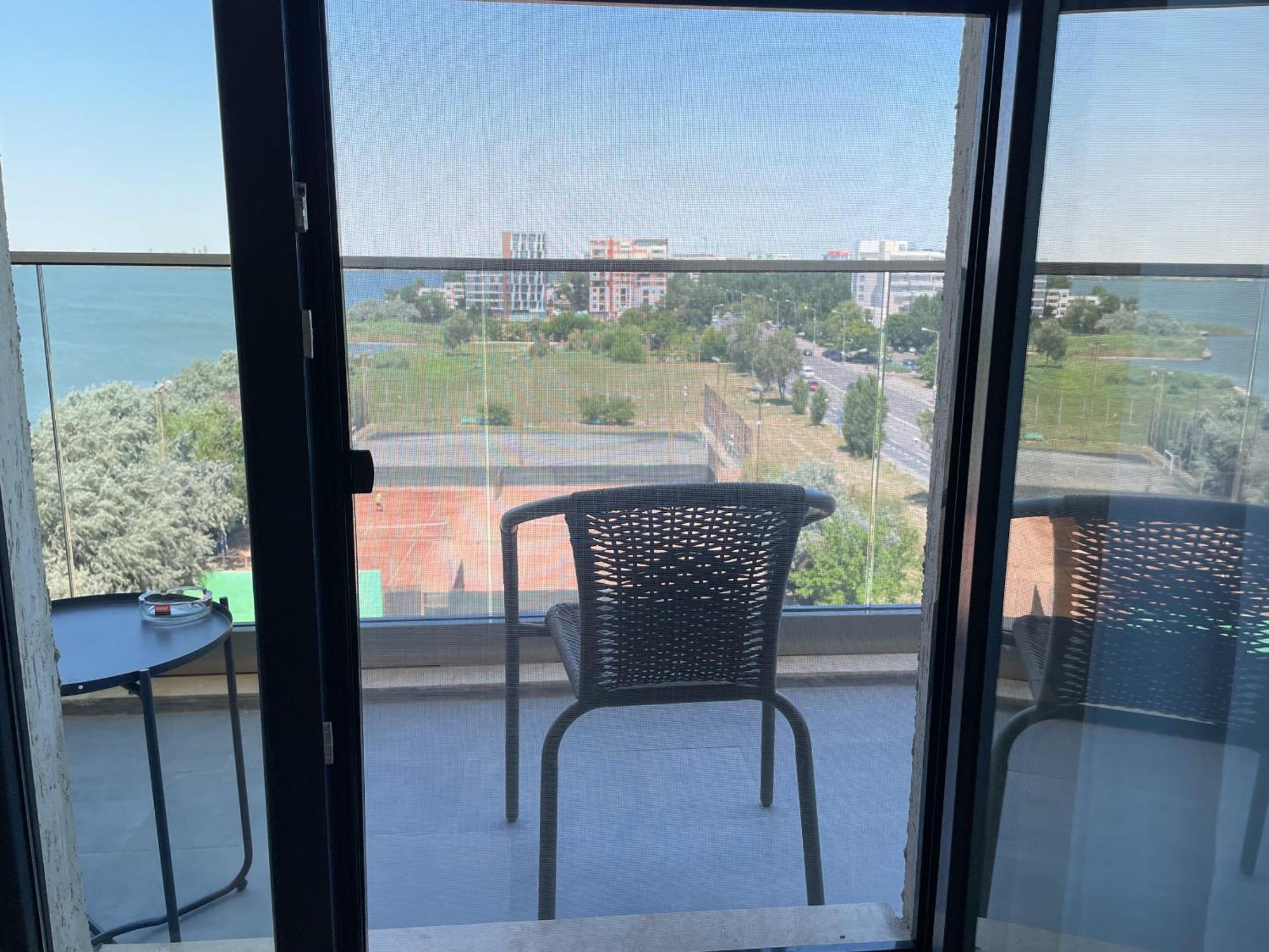 Azure Sea Apartments - Bychoice مامايا الغرفة الصورة