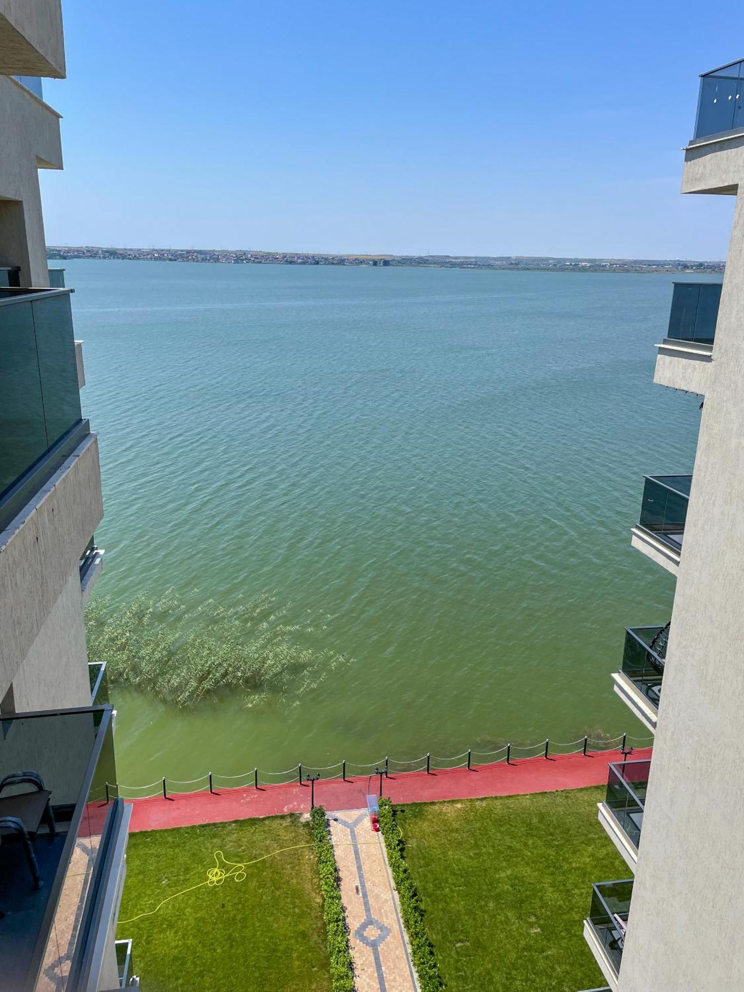 Azure Sea Apartments - Bychoice مامايا الغرفة الصورة